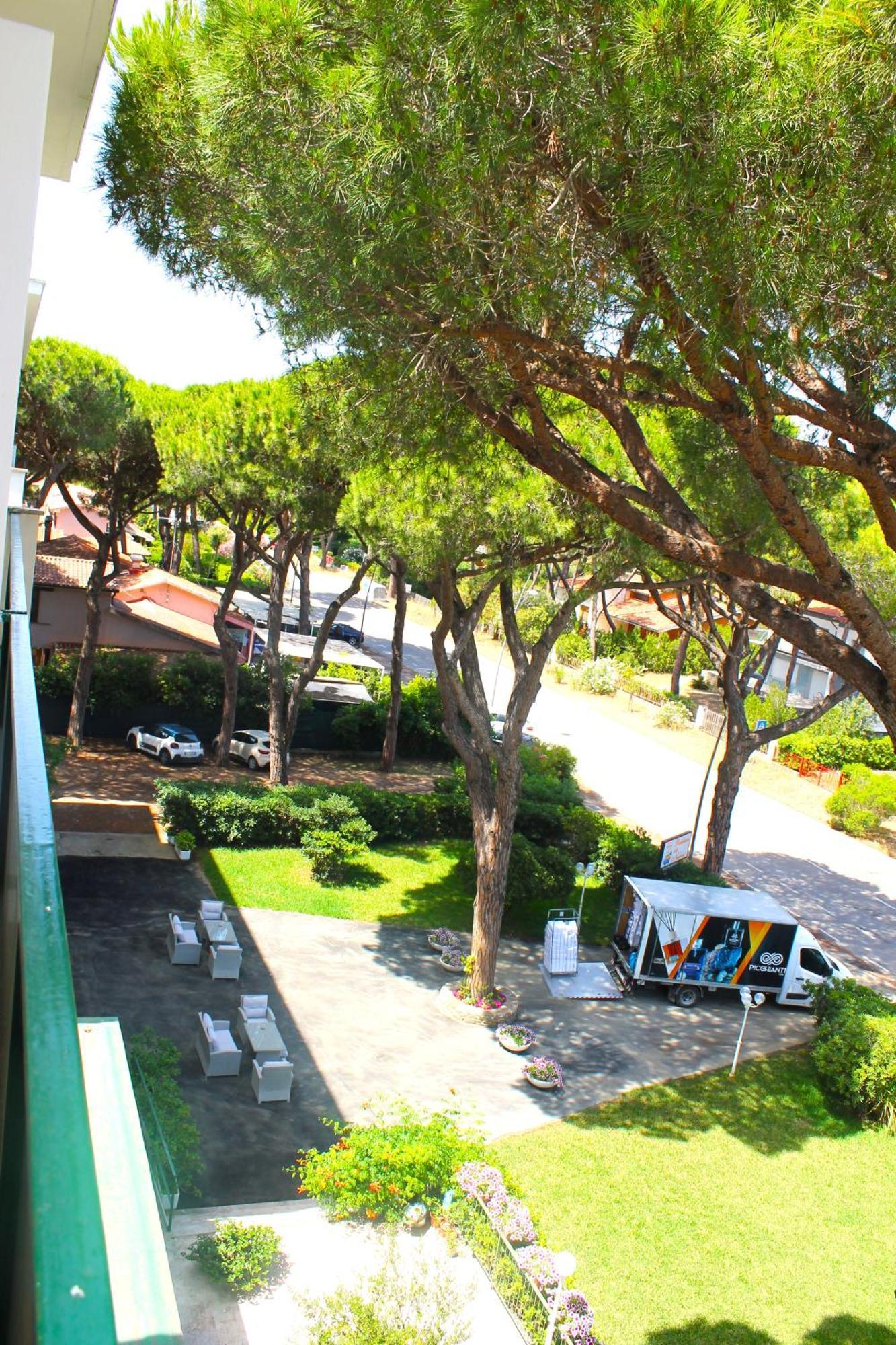 Residence Delle Nazioni ปรินชิปีนา อามาเร ภายนอก รูปภาพ