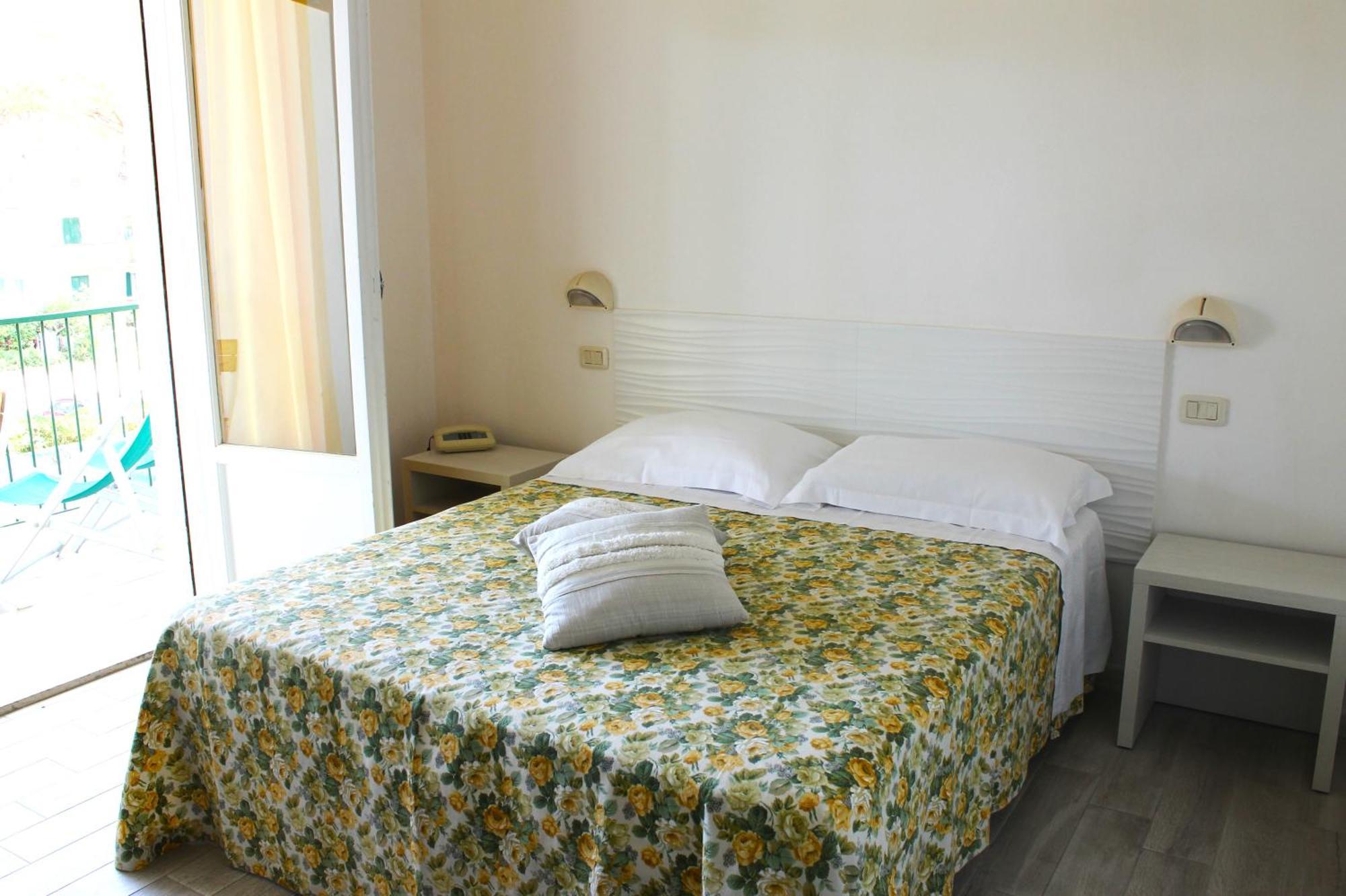 Residence Delle Nazioni ปรินชิปีนา อามาเร ภายนอก รูปภาพ